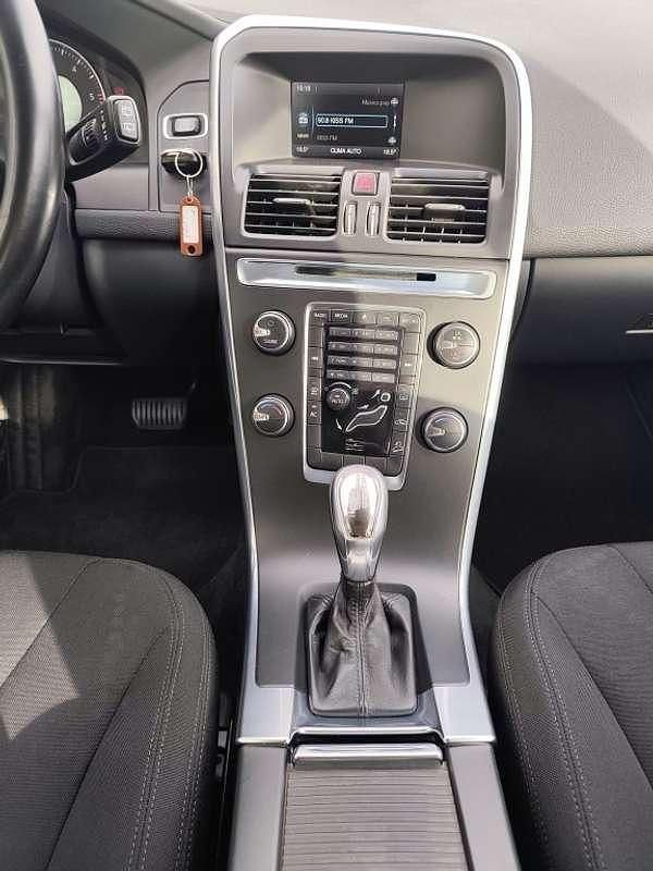 Usado Volvo XC60 Momentum 163 CV (119 kW) 2013 Azul SUV