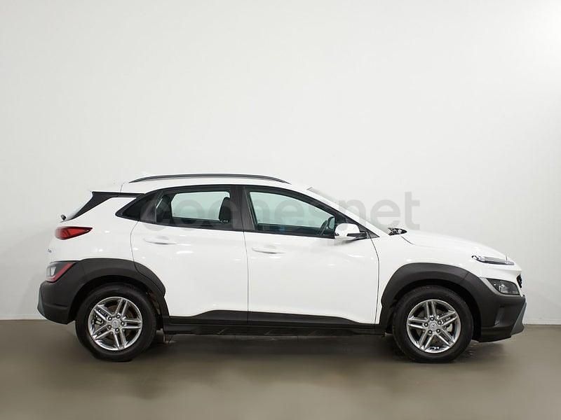 Usado Hyundai Kona 120 CV (88 kW) 2023 Blanco SUV