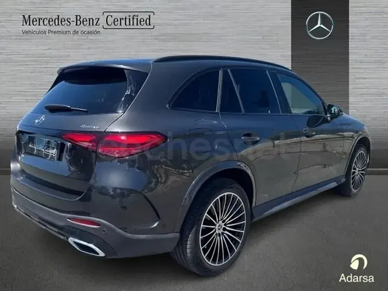 Usado Mercedes GLC300e 333 CV (244 kW) 2025 Gris grafito SUV