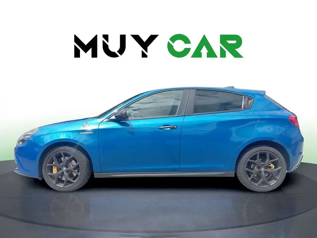 Usado Alfa Romeo Giulietta 120 CV (88 kW) 2019 Azul Utilitario