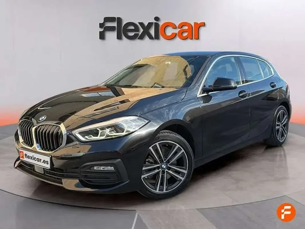 Usado BMW 116 116 CV (85 kW) 2019 Negro Utilitario