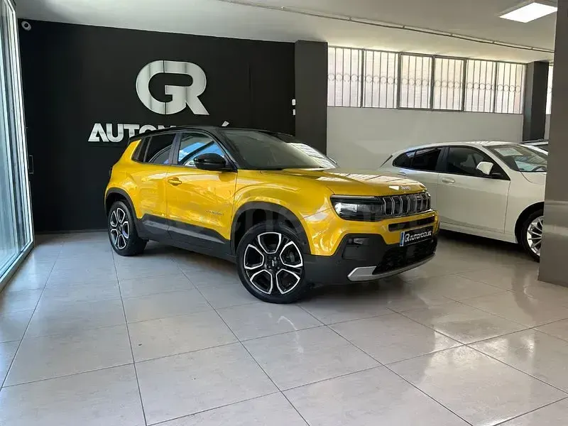 Usado Jeep Avenger 100 CV (73 kW) 2023 Amarillo SUV
