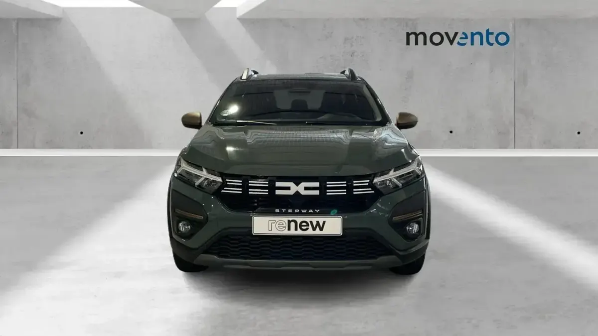 Usado Dacia Sandero Extreme 101 CV (74 kW) 2025 Verde Berlina