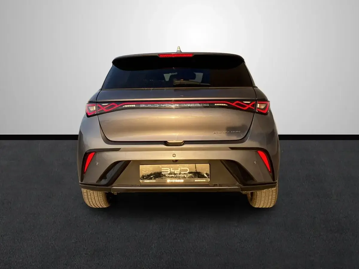 Nuevo BYD Dolphin Design 150 kW (204 CV) 2026 Gris Utilitario