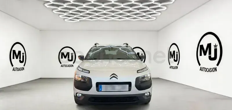 Usado Citroën C4 Feel 110 CV (80 kW) 2015 Blanco Berlina