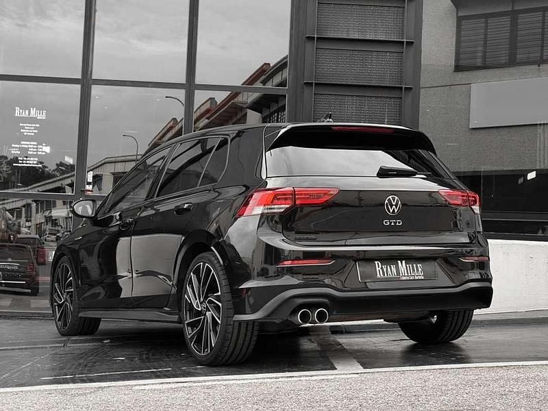 Usado VW Golf VIII GTD 200 CV (147 kW) 2021 Negro Utilitario