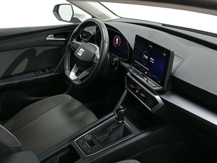 Usado Seat Leon Style 116 CV (85 kW) 2025 Blanco Berlina