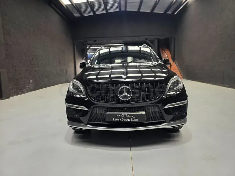 Usado Mercedes ML63 AMG AMG 525 CV (386 kW) 2014 Negro SUV