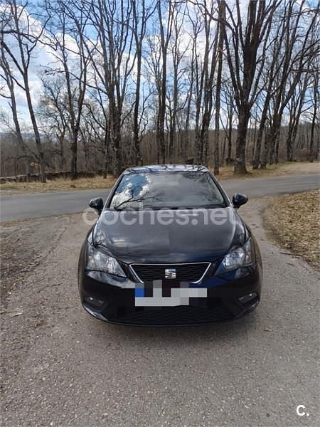 Usado Seat Ibiza Reference 90 CV (66 kW) 2015 Negro Berlina