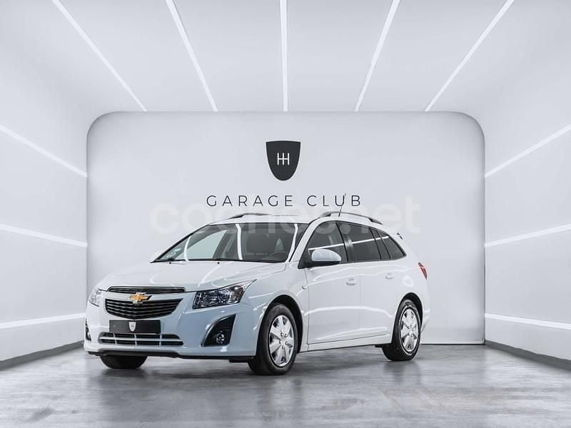 Blanco Usado 2013 Chevrolet Cruze LT Familiar | 7699 € (Precio justo) - Imagen 1/4