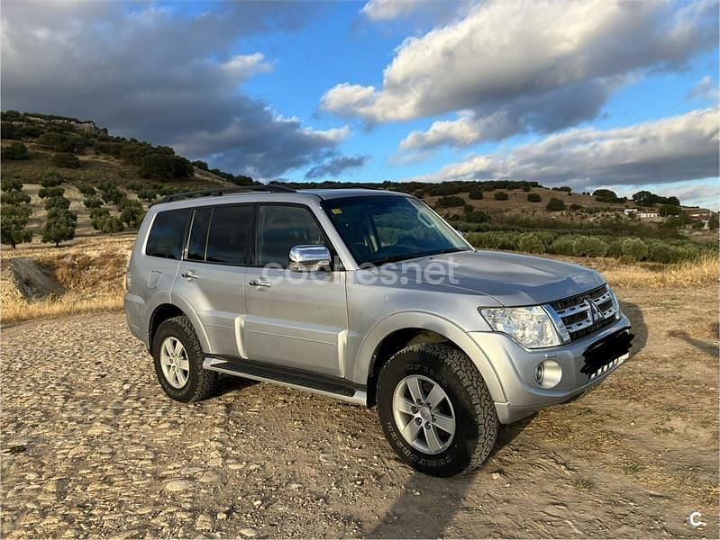 Gris / plata Usado 2014 Mitsubishi Montero Motion SUV | 25.000 € (Precio justo) - Imagen 1/4