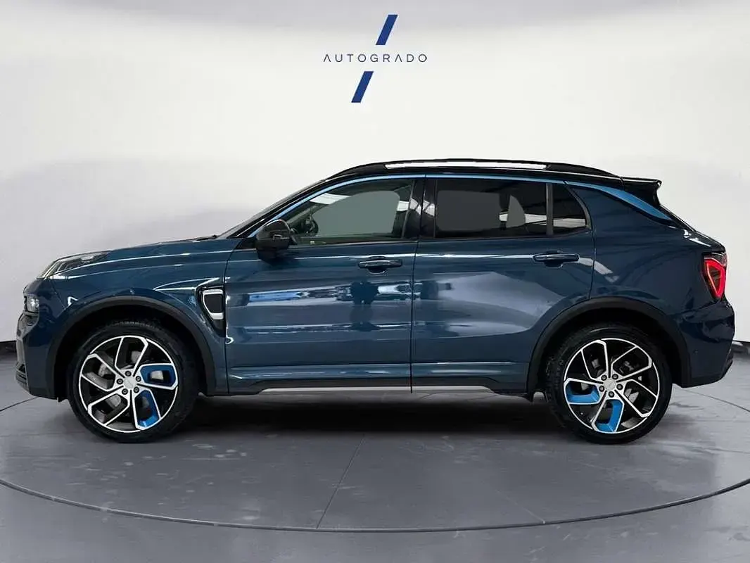 Usado Lynk & Co 01 261 CV (191 kW) 2023 Azul SUV