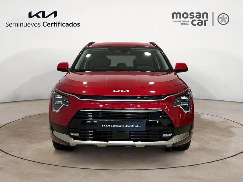 Usado Kia Niro 129 HP (94 kW) 2025 Vermelho SUV