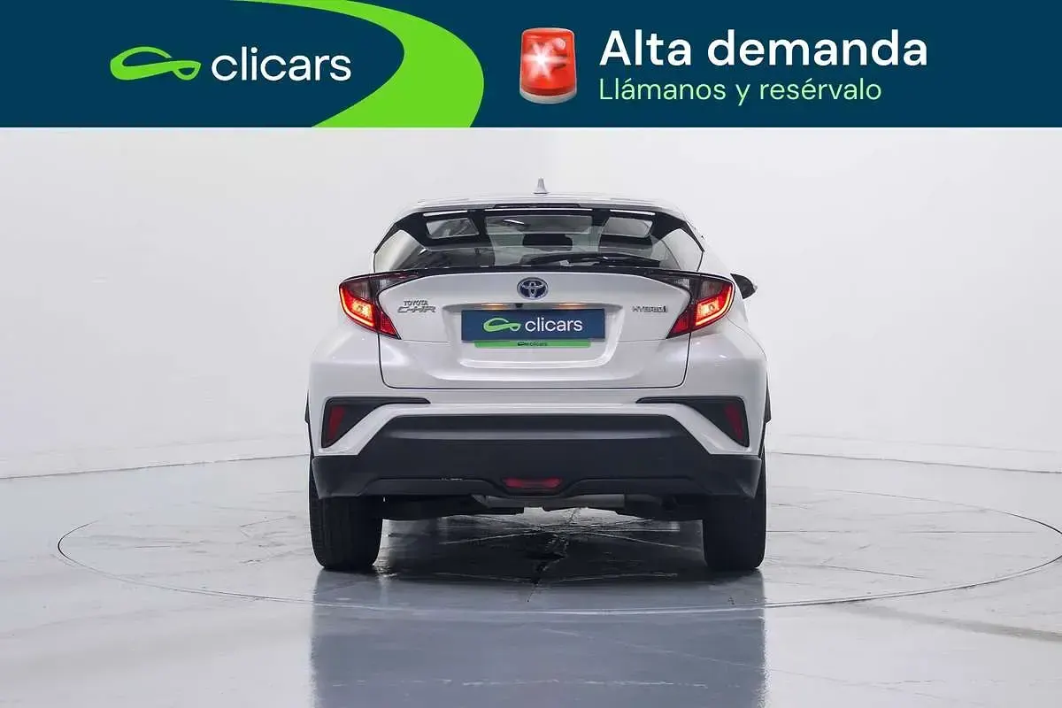 Usado Toyota C-HR Advance 98 CV (72 kW) 2022 Blanco SUV