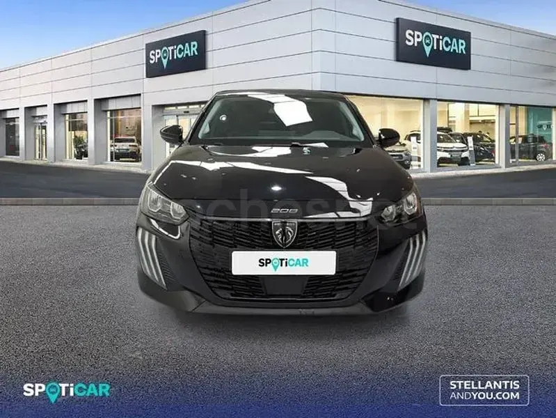 Nuevo Peugeot 208 Allure 100 CV (73 kW) 2025 Negro Utilitario