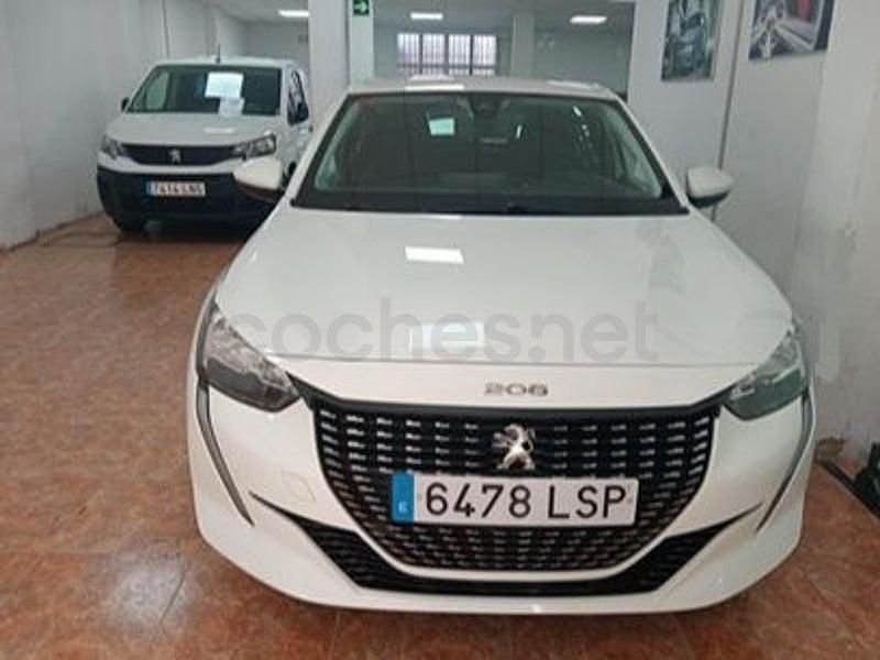 Usado Peugeot 208 Active 100 CV (73 kW) 2021 Blanco Utilitario