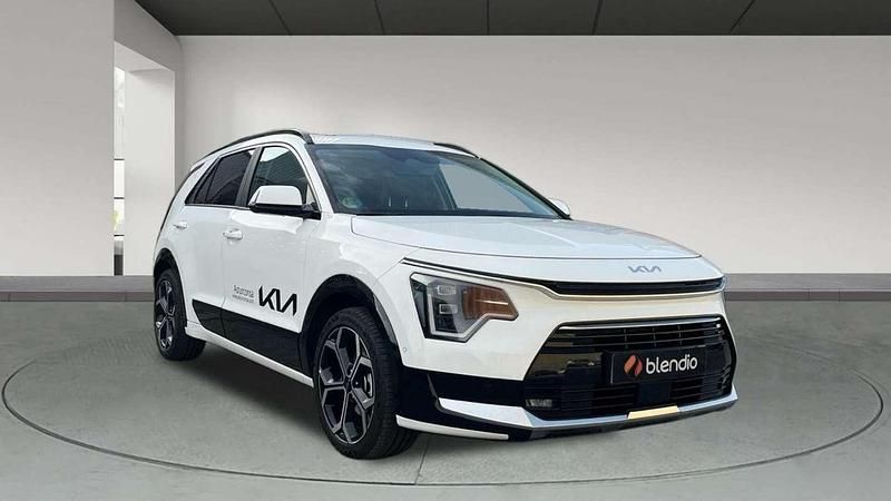Usado Kia Niro 131 CV (96 kW) 2025 Blanco SUV