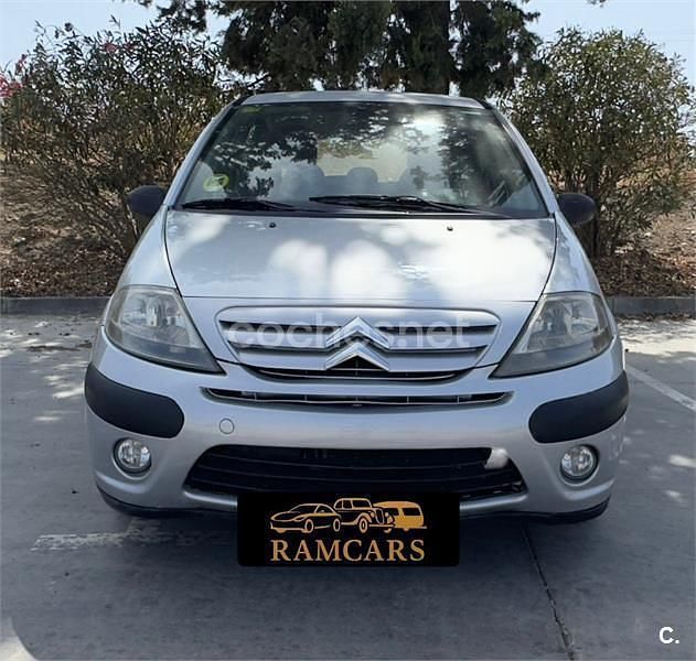 Usado Citroën C3 70 HP (51 kW) 2007 Cinzento Sedan