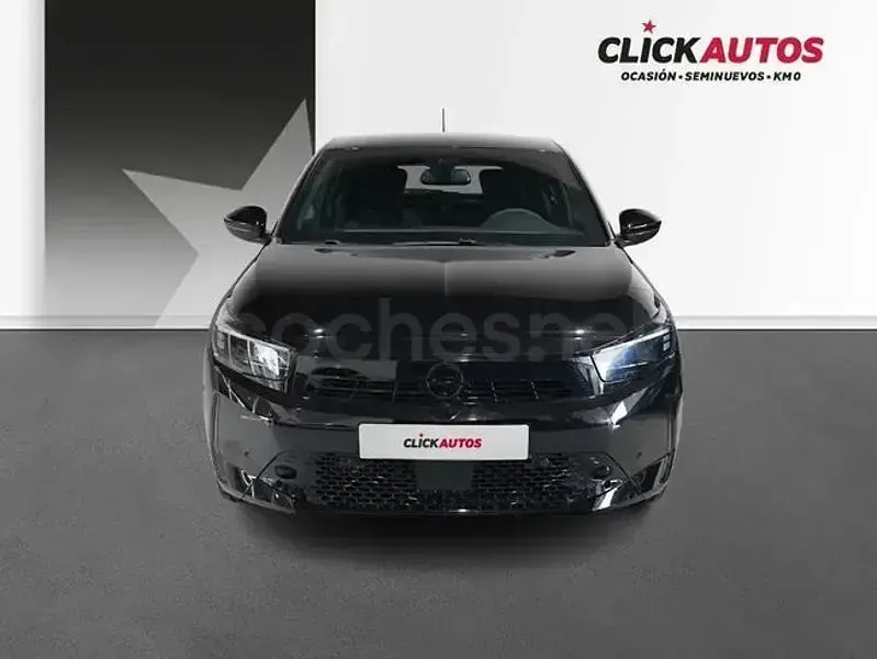 Usado Opel Corsa 100 CV (73 kW) 2025 Negro Utilitario