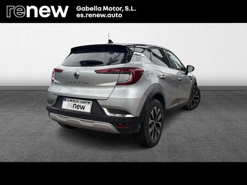 Usado Renault Captur Techno 140 CV (102 kW) 2023 Gris SUV