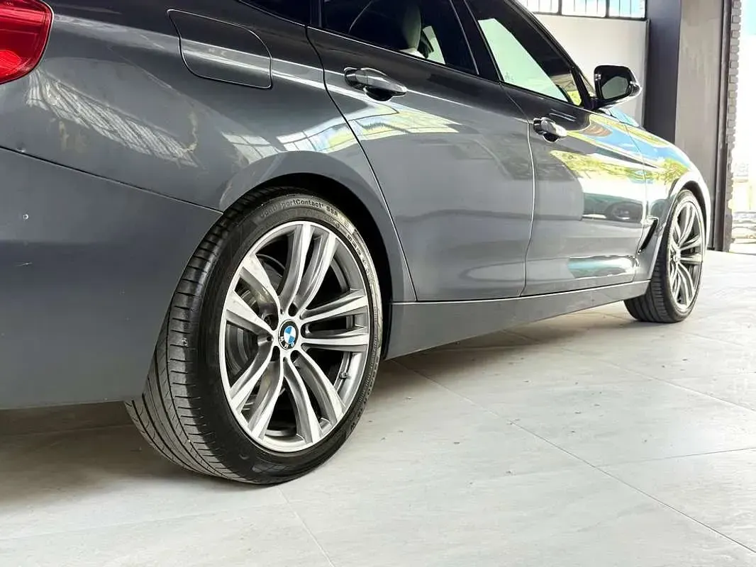 Usado BMW 320 Gran Turismo Shadowline 190 CV (139 kW) 2014 Gris Berlina
