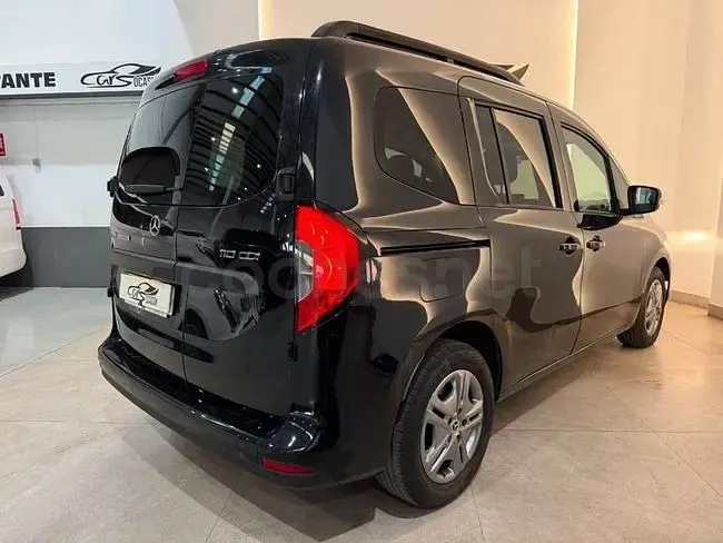 Usado Mercedes Citan 110 95 CV (69 kW) 2023 Negro Monovolumen