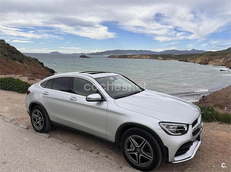 Usado Mercedes GLC220 194 CV (142 kW) 2020 Gris / plata Coupe