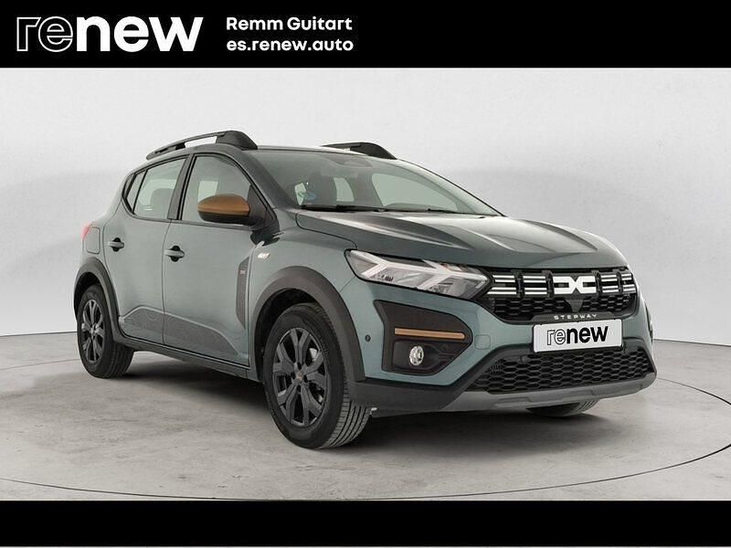 Usado Dacia Sandero Extreme 100 CV (73 kW) 2025 Verde Berlina