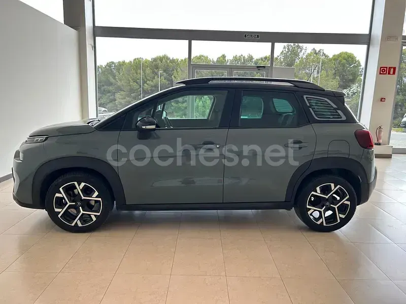 Usado Citroën C3 Aircross Shine 120 CV (88 kW) 2022 Verde SUV
