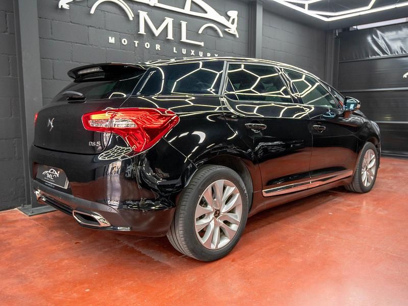Negro Usado 2016 DS Automobiles DS5 Style Utilitario | 14.499 € (Un poco caro) - Imagen 1/4