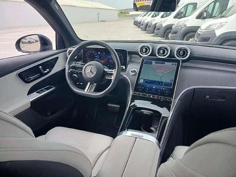 Usado Mercedes GLC200 204 CV (150 kW) 2024 Negro SUV