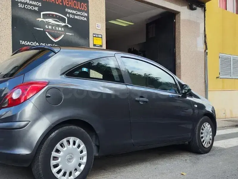 Usado Opel Corsa 85 CV (62 kW) 2010 Gris / plata Utilitario