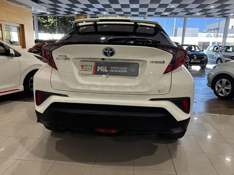 Usado Toyota C-HR Advance 122 CV (89 kW) 2022 Blanco SUV