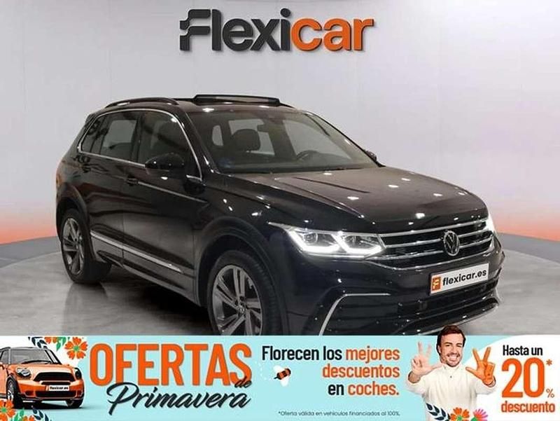 Usado VW Tiguan R-line 245 CV (180 kW) 2022 Negro SUV