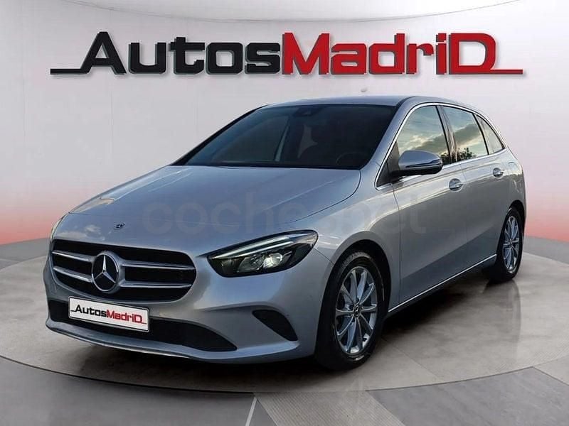 Usado Mercedes B180 116 CV (85 kW) 2019 Gris / plata Monovolumen