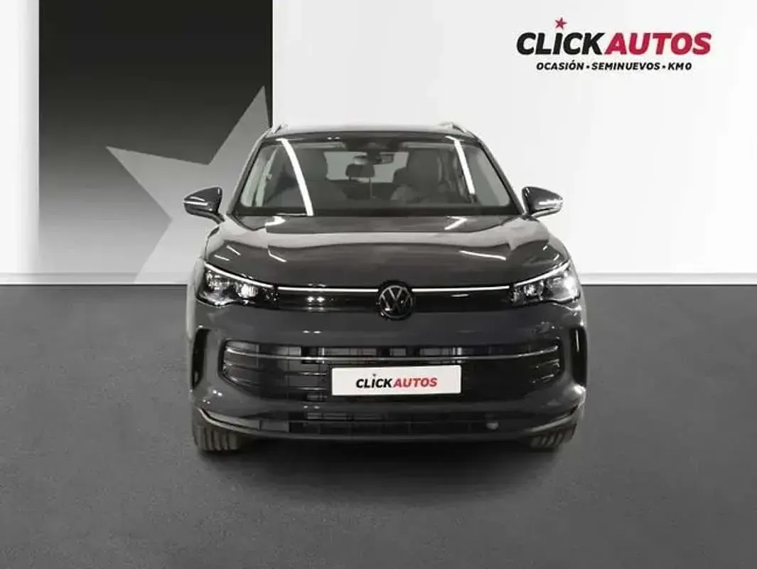 Usado VW Tiguan 131 CV (96 kW) 2025 Gris SUV