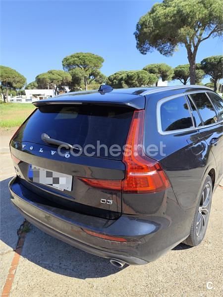Begagnad Volvo V60 150 HK (110 kW) 2019 Svart Kombi