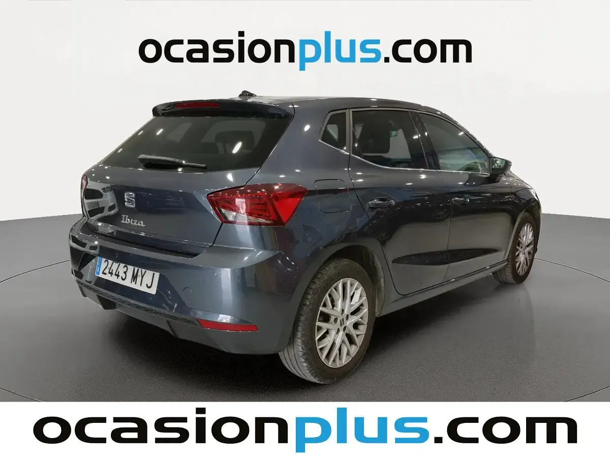 Usado Seat Ibiza XCELLENCE 116 CV (85 kW) 2025 Gris Utilitario