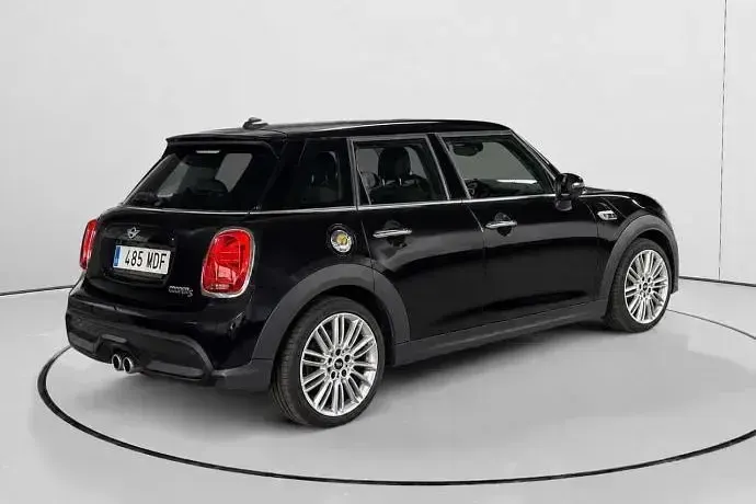 Usado Mini Cooper S 178 CV (130 kW) 2023 Negro Utilitario