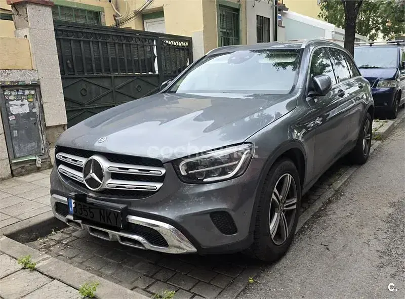 Usado Mercedes GLC220 170 CV (125 kW) 2020 Gris / plata SUV