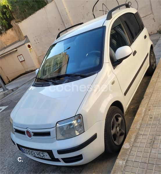 Etiqueta c (verde) Usado 2011 Fiat Panda Lounge Utilitario | 4500 € - Imagen 1/4