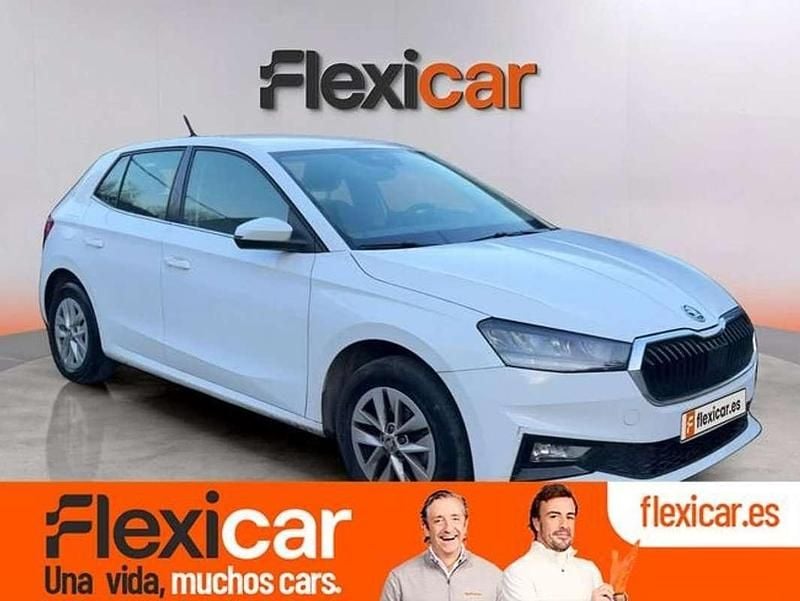 Usado Skoda Fabia Ambition 110 CV (80 kW) 2023 Blanco Utilitario