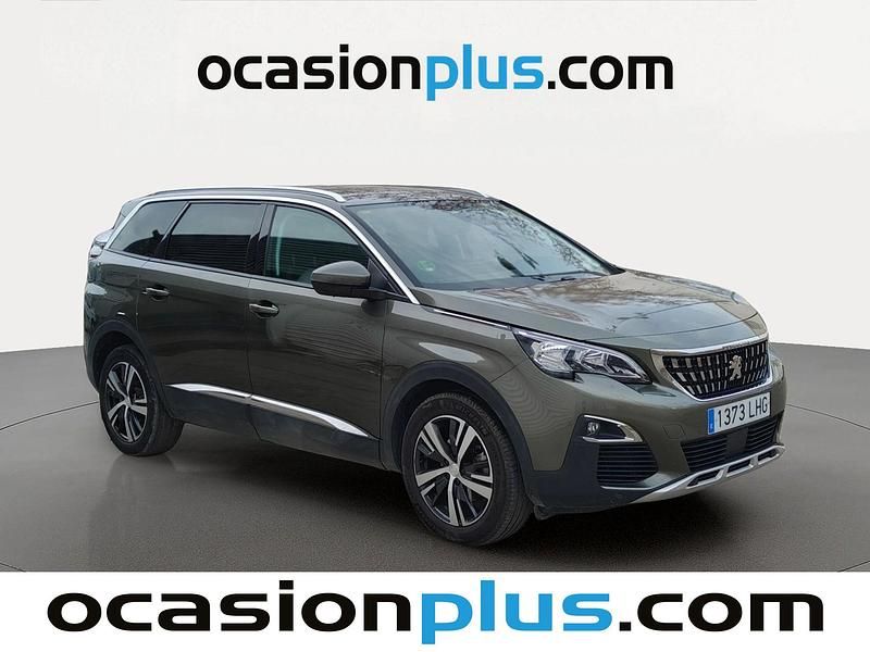 Usado Peugeot 5008 Allure 131 CV (96 kW) 2020 Gris SUV