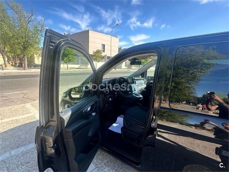 Usado Mercedes V220 163 CV (119 kW) 2016 Negro Monovolumen
