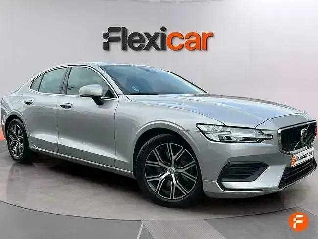 Usado Volvo S60 Core 197 CV (144 kW) 2023 Gris Berlina