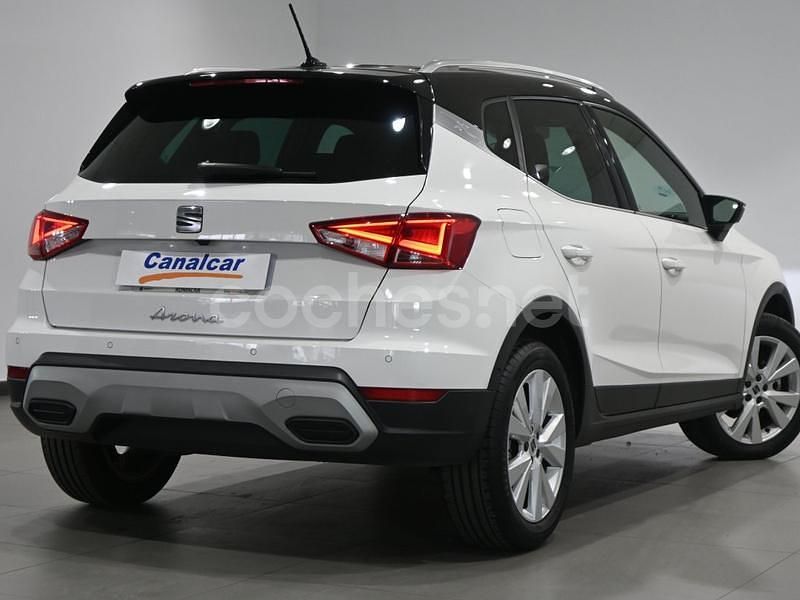 Usado Seat Arona Xperience 110 CV (80 kW) 2022 Blanco SUV