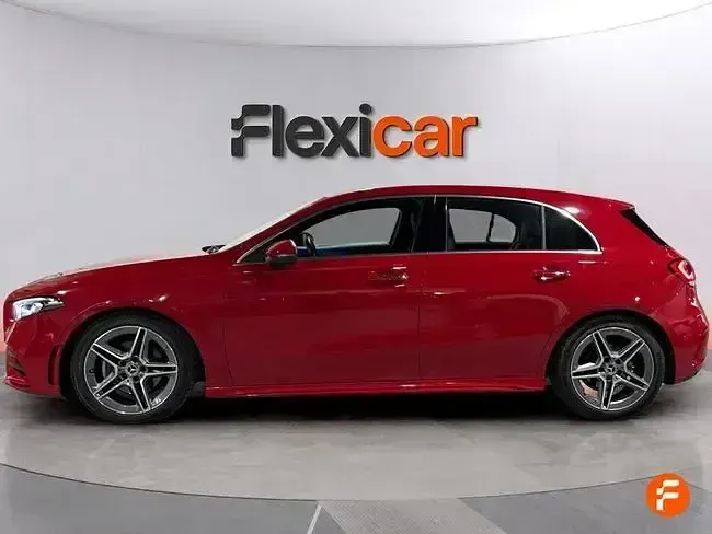 Usado Mercedes A180 136 CV (100 kW) 2019 Rojo Berlina