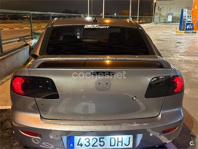 Usado Mazda 3 Sportive 150 CV (110 kW) 2005 Gris / plata Berlina