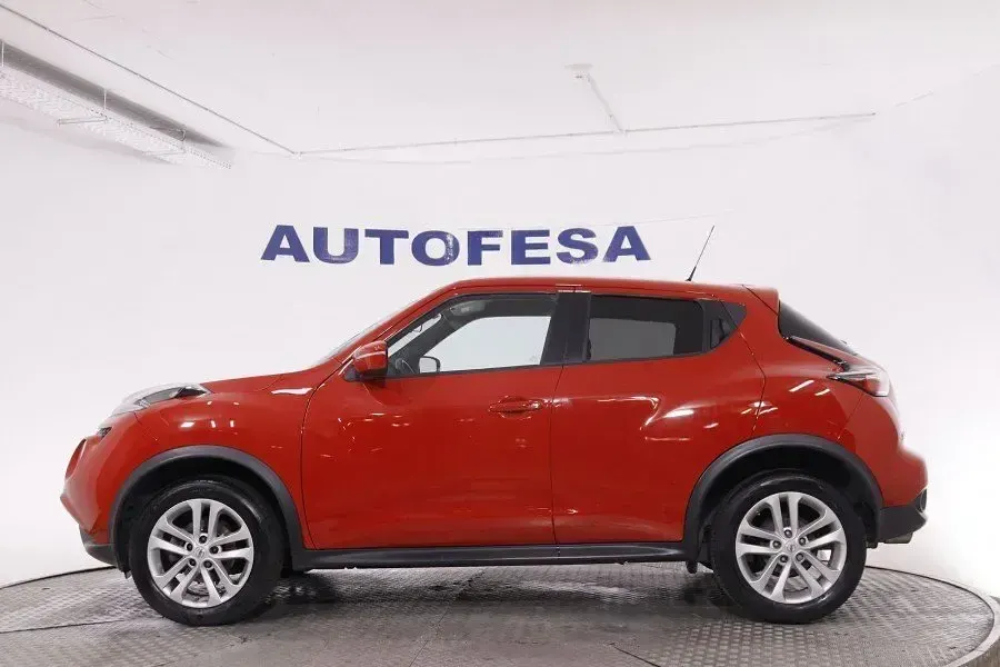 Usado Nissan Juke N-Connecta 115 CV (84 kW) 2016 Rojo SUV