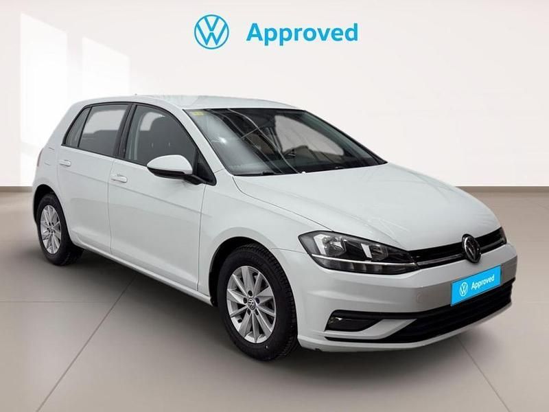Usado VW Golf VII Edition 116 CV (85 kW) 2018 Blanco Utilitario